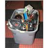Image 1 : TOTE OF SHOP TOOLS AND ACCESSORIES