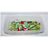 Image 1 : LOT OF CHRISTMAS FROG ORNAMENTS & DÉCOR