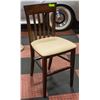 Image 1 : NEW ASSEMBLED BAR STOOL