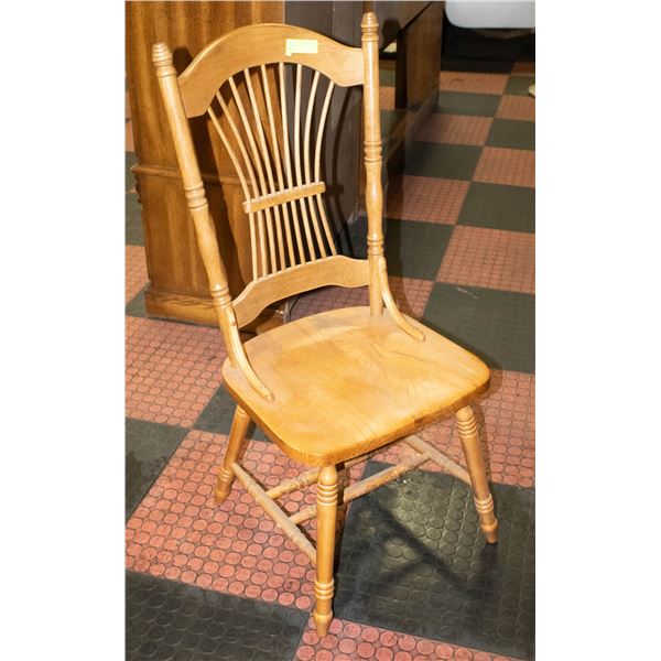 NEW ASSEMBLED CHAIR
