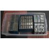 Image 1 : TOTE OF 4 ASSORTED BINS