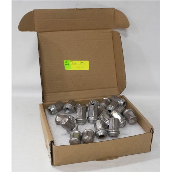 SET OF 20 LUG NUTS