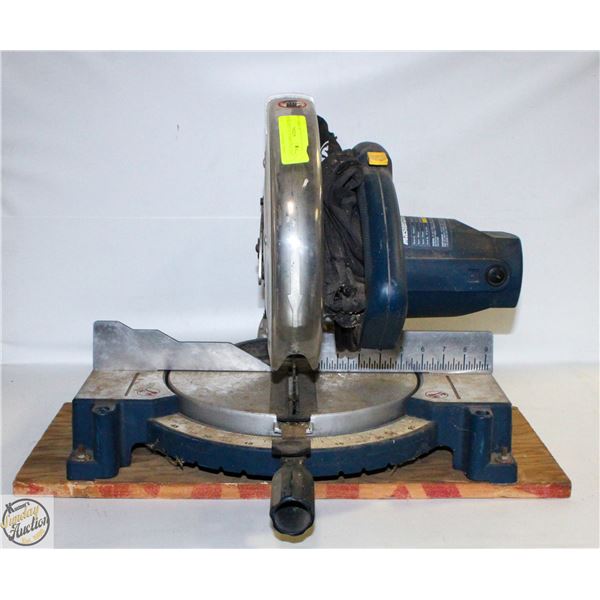 MASTERCRAFT 10" COMPOUND SAW