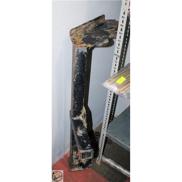 HITCH FROM FORD F150