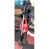 Image 1 : HOMELITE HEDGE TRIMMER SOLD WITH CORDED WEED EATER