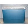 Image 1 : LARGE BLUE WHITE COOLER