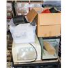 Image 1 : PALLET WITH FISH TANK PUMPS/FISH TANK/AC UNIT ETC.