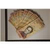 Image 1 : 50-2009-2015 VENEZUELA 100 BOLIVARE BILLS