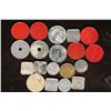 Image 1 : 19 TAX TOKENS METAL AND PLASTIC, SQUARE AND