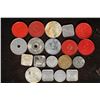 Image 2 : 19 TAX TOKENS METAL AND PLASTIC, SQUARE AND