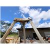 Image 2 : Metal Collapsible Tripod Crane w/ Hand Crank