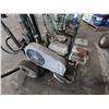 Image 2 : SpeedPro 8900 XLT Gas Airless Paint Sprayer w/ 5 HP Honda Engine (no hoses)