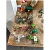 Image 1 : Dinosaur Figurines 15, Watch Box