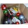 Image 2 : Boxes 2 w/Holiday Décor/Lights