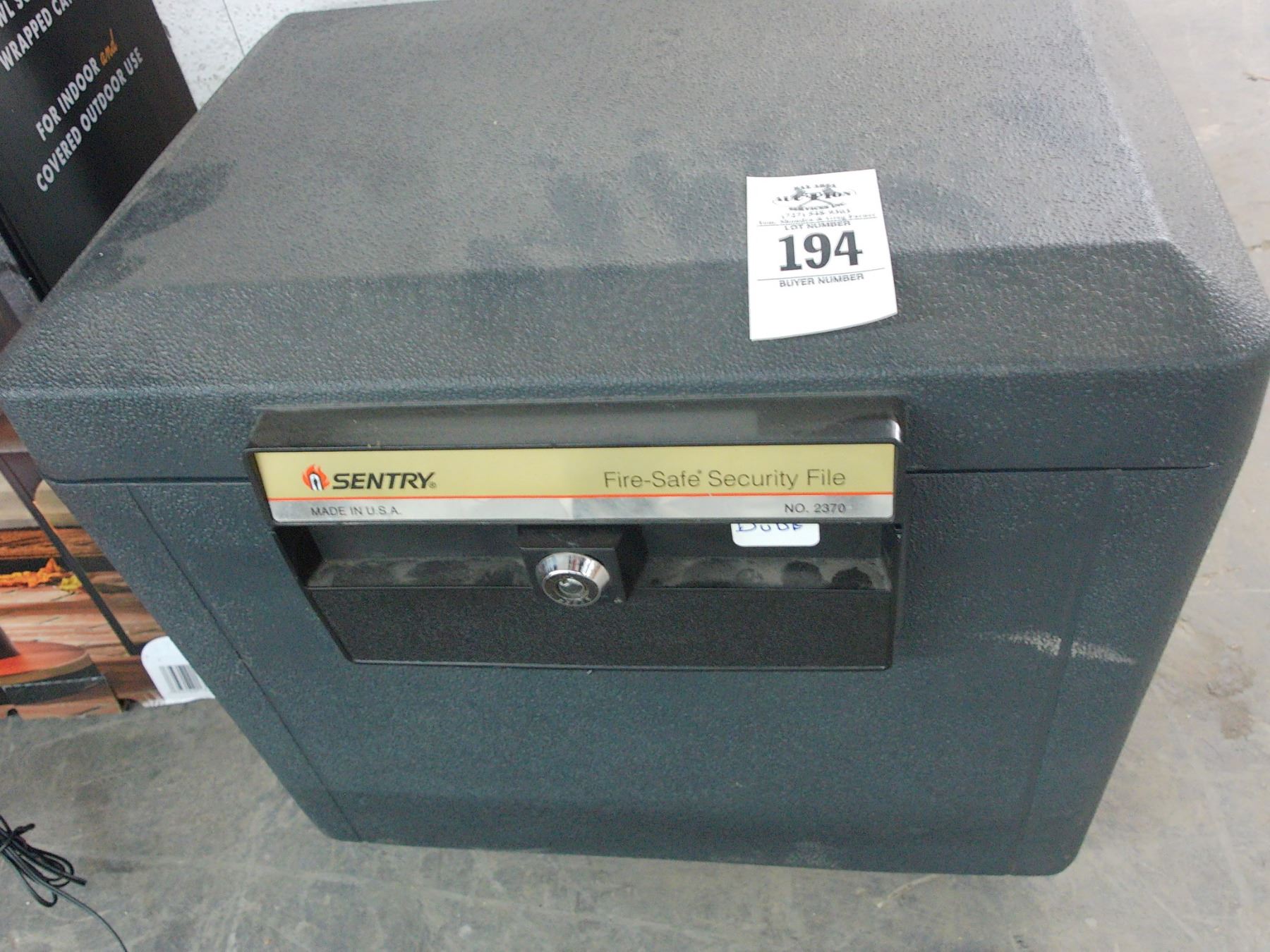 Sentry Fire Safe Security File Box - No Key - But Open