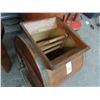 Image 2 : Antique Churn w/Plug