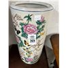Image 1 : Oriental Floral w/Butterflies Umbrella Stand