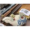 Image 2 : Goose Cookie Jar, Happy Face Mugs, Milk Glass, Oriental Porcelain Décor
