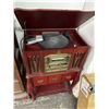 Image 2 : Cherry Queen Anne Vintage Style Turntable w/Some Music Cassettes
