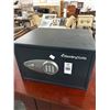 Image 1 : Sentry Digital Safe - No Combo