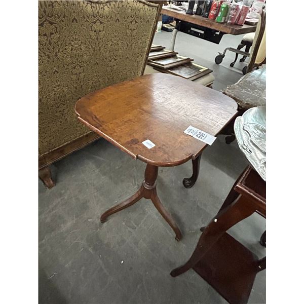 Mahogany Small Pedestal Table