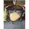 Image 1 : Padded Mahogany Rolling Chair