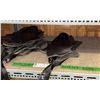 Image 1 : LOT DE 16 RUBBER SADDLES 4-6"