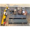 Image 1 : LOT DE PRODUITS ASST