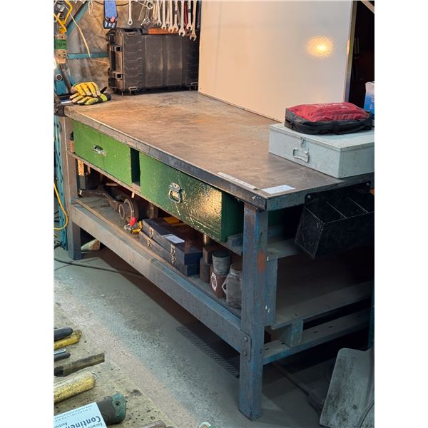 TABLE EN ACIER 72"x36"x34"