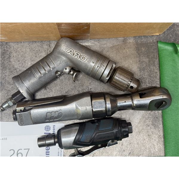 LOT DE 3 OUTILS PNEUMATIQUES ASST