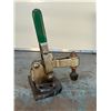 Image 2 : LOT DE 3 CLAMPS