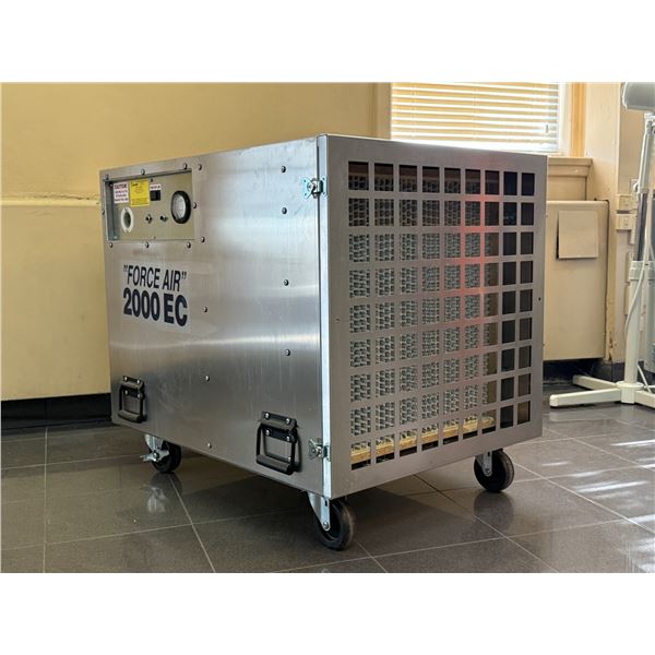 SYSTÈME D’AIR NÉGATIF HEPA MOBILE ACSI #FA2000EC 115v 2000cfm