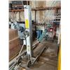 Image 1 : LIFT MANUELLE GENIE #SL18  18' 650lbs cap