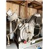 Image 3 : INGERSOLL-RAND T30 COMPRESSEUR D'AIR TEL QUEL 10hp 575v