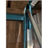 Image 2 : SECTION DE RACKING: UPRIGHTS (8'x3') CROSS BEAMS (9'x4")