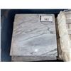 Image 2 : LOT DE 50+ TUILLES EN PIERRE 12"x12"