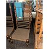 Image 2 : LOT DE 2 CHAISES EN BOIS DÉCORATIF