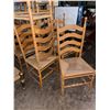 Image 1 : LOT DE 8 CHAISES