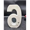 Image 3 : Minecraft  Design LED Light-Up Numbers 6 or 9