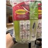 Image 3 : Lot of 6 Command Wire Hooks 0.5 lb Capacity by 3M 4 Packs
