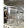 Image 2 : Kirkland Signature Water Filtration Pitcher with Lid and Handle