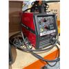 Image 2 : Lincoln Electric MIG Pak 10 Wire Feed Welder