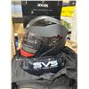 Image 4 : Zox Helmets Journey Solid Helmet with Solar Visor System