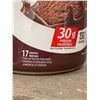 Image 3 : Premier Protein Chocolate Powder, 697g, 30g Protein Per Serving