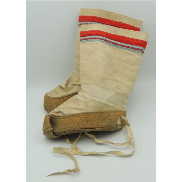 #175 Canada First Nations Light Boots