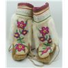 Image 5 : #176 Canada First Nations Fur Boots Floral Design