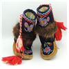 Image 1 : #185 First Nations Children's Boots Floral Pattern