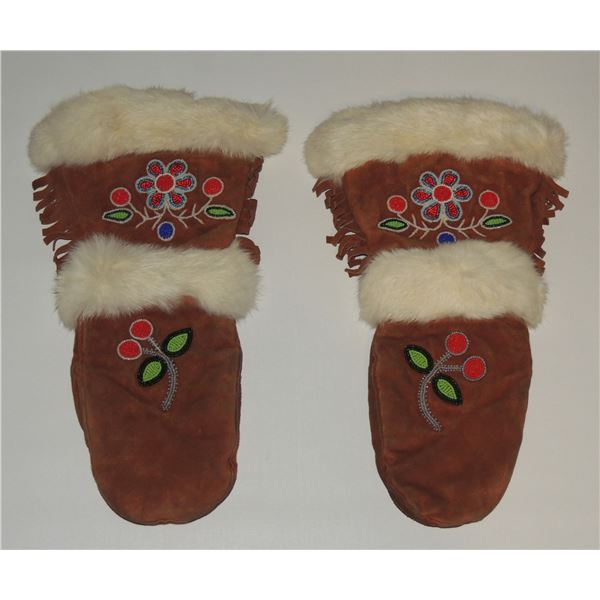 #196 Canadian First Nations Ornate Winter Gloves