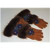Image 3 : #197 1900's Canada First Nations Gloves Floral