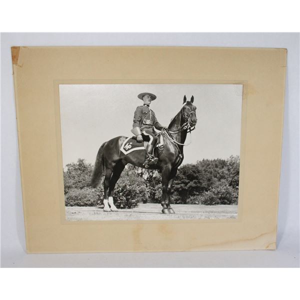 #250 LARGE RCMP MOUNTED OFFICER B/W PHOTOGRAPH